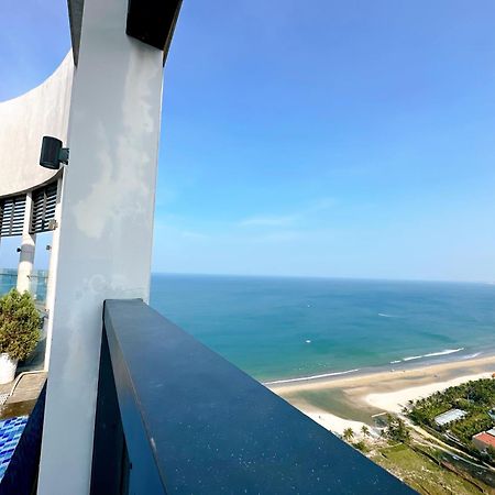 Luxury Apt Opposite Mykhe Beach Дананг Екстериор снимка