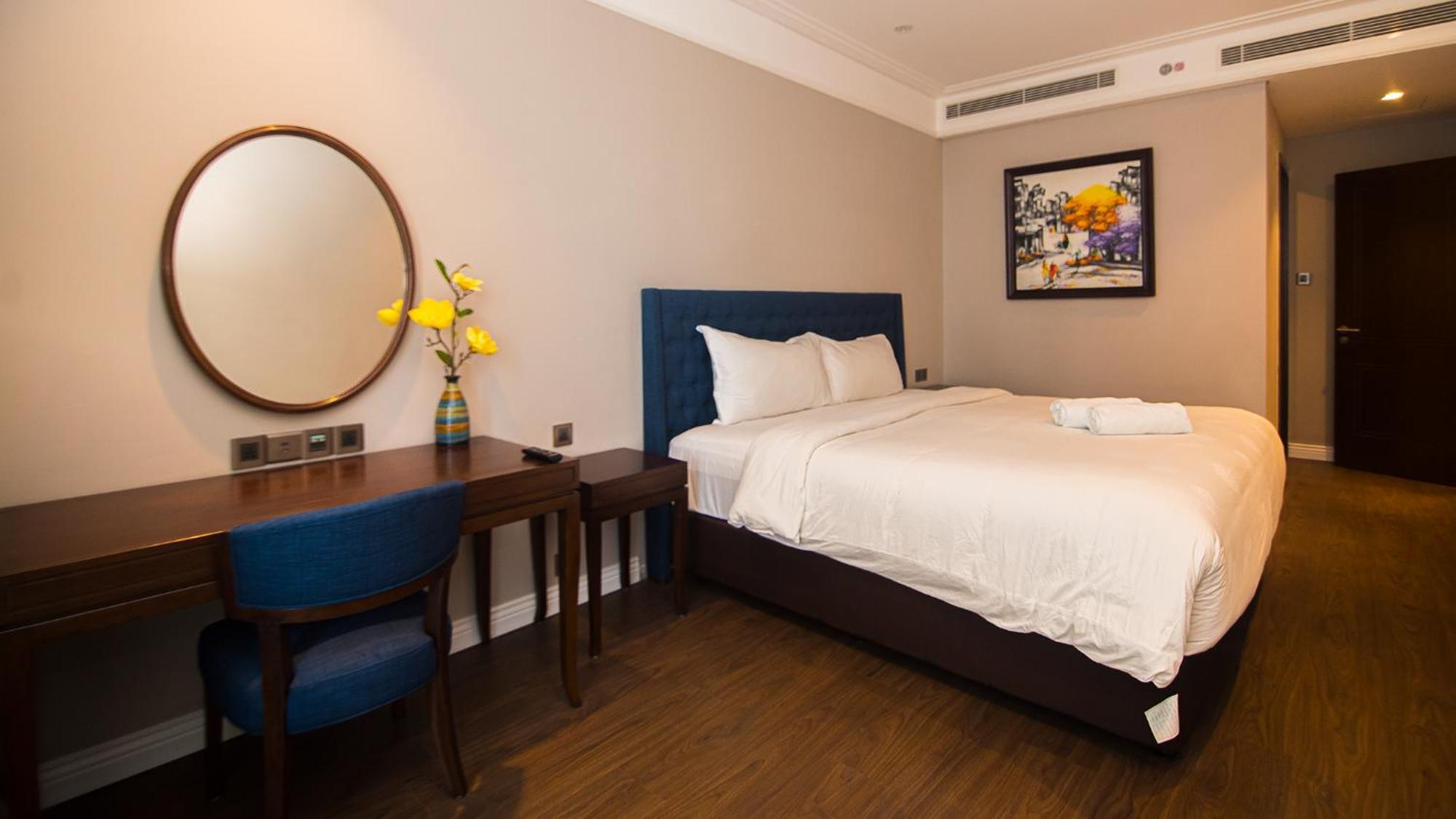 Luxury Apt Opposite Mykhe Beach Дананг Екстериор снимка