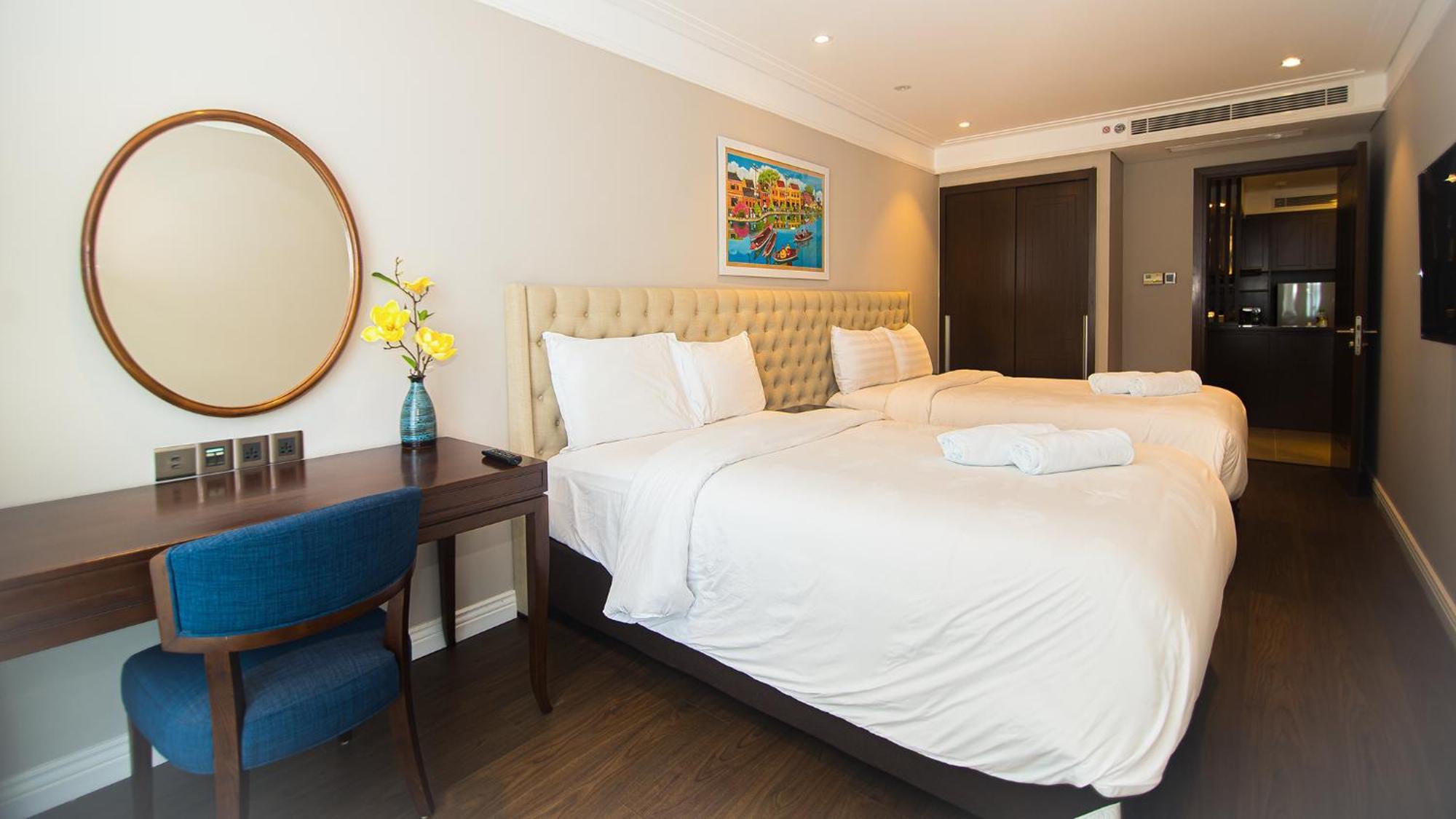 Luxury Apt Opposite Mykhe Beach Дананг Екстериор снимка