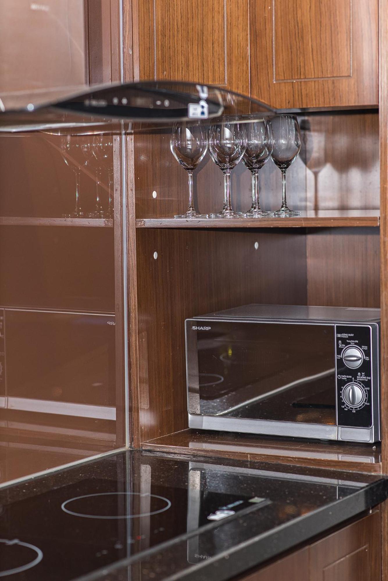 Luxury Apt Opposite Mykhe Beach Дананг Екстериор снимка